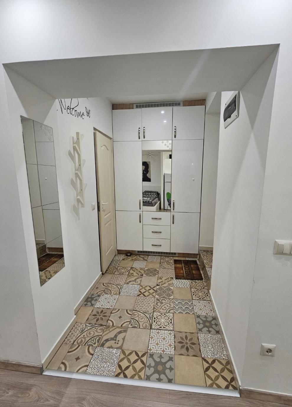 Smart Studio In The Heart Of Будапеща Екстериор снимка